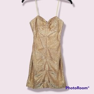Hailey Logan by Adrianna Papell Gold Mini Sweetheart Party Dress Lined Size 4